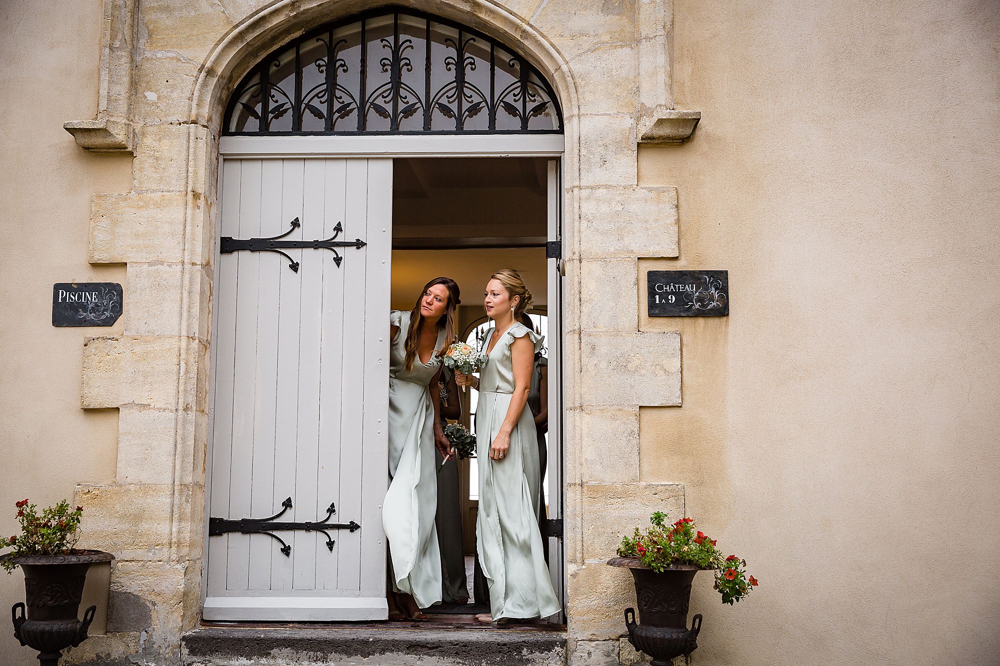 girls at Chateau les Carrasses wedding