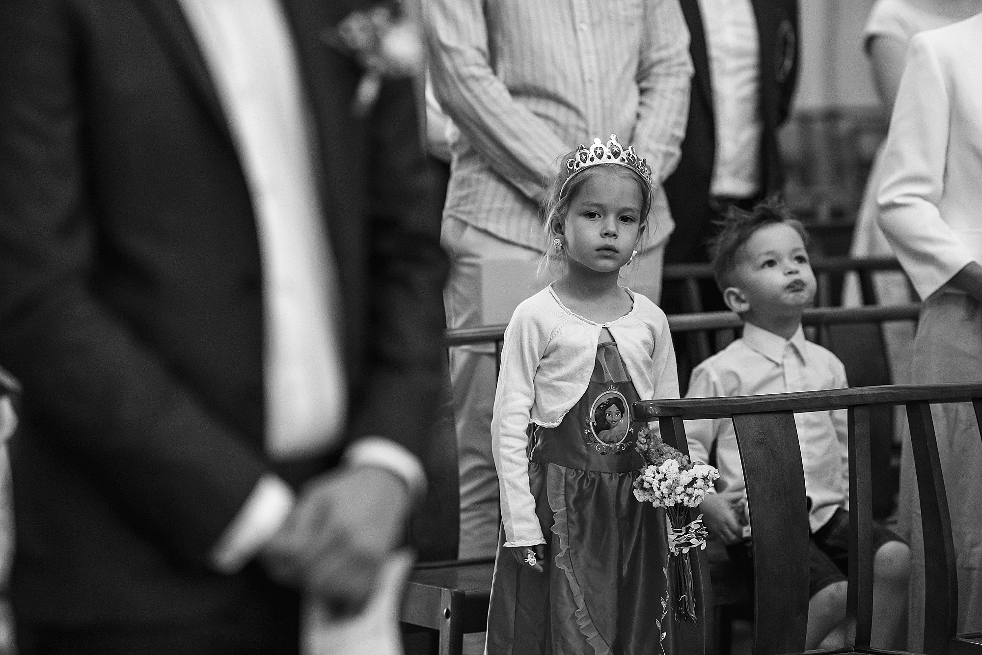 children watch wedding
